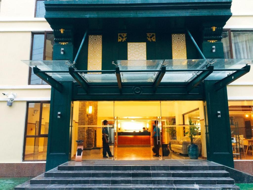 Sky City Hotel Вьентьян Экстерьер фото