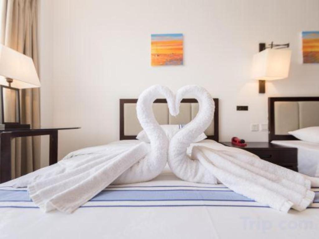 Sky City Hotel Вьентьян Экстерьер фото